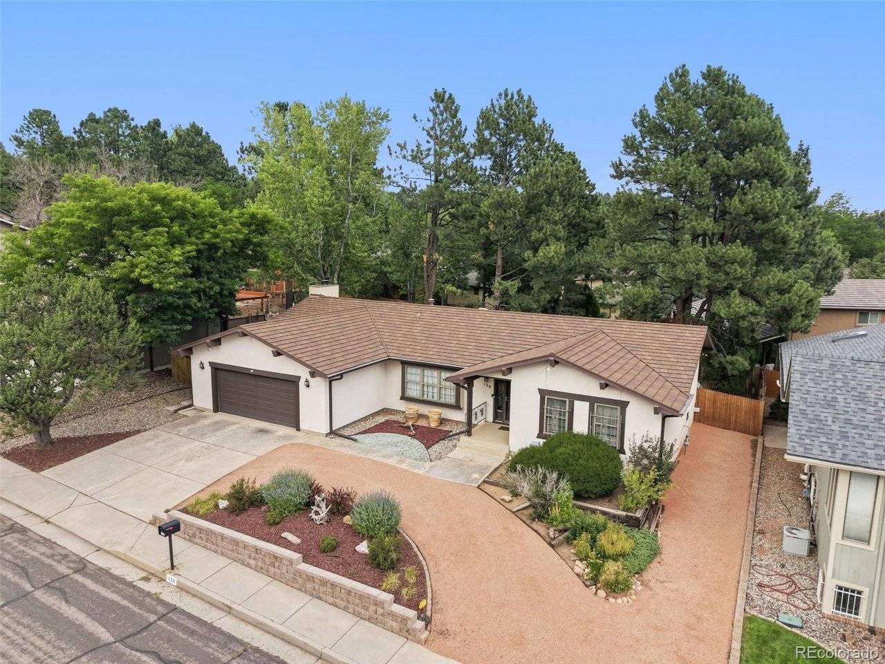 120 Clubridge, Colorado Springs, CO 80906