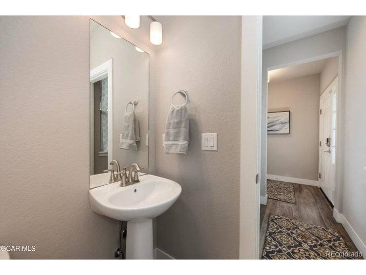 595 Elk Track, Granby, CO 80446