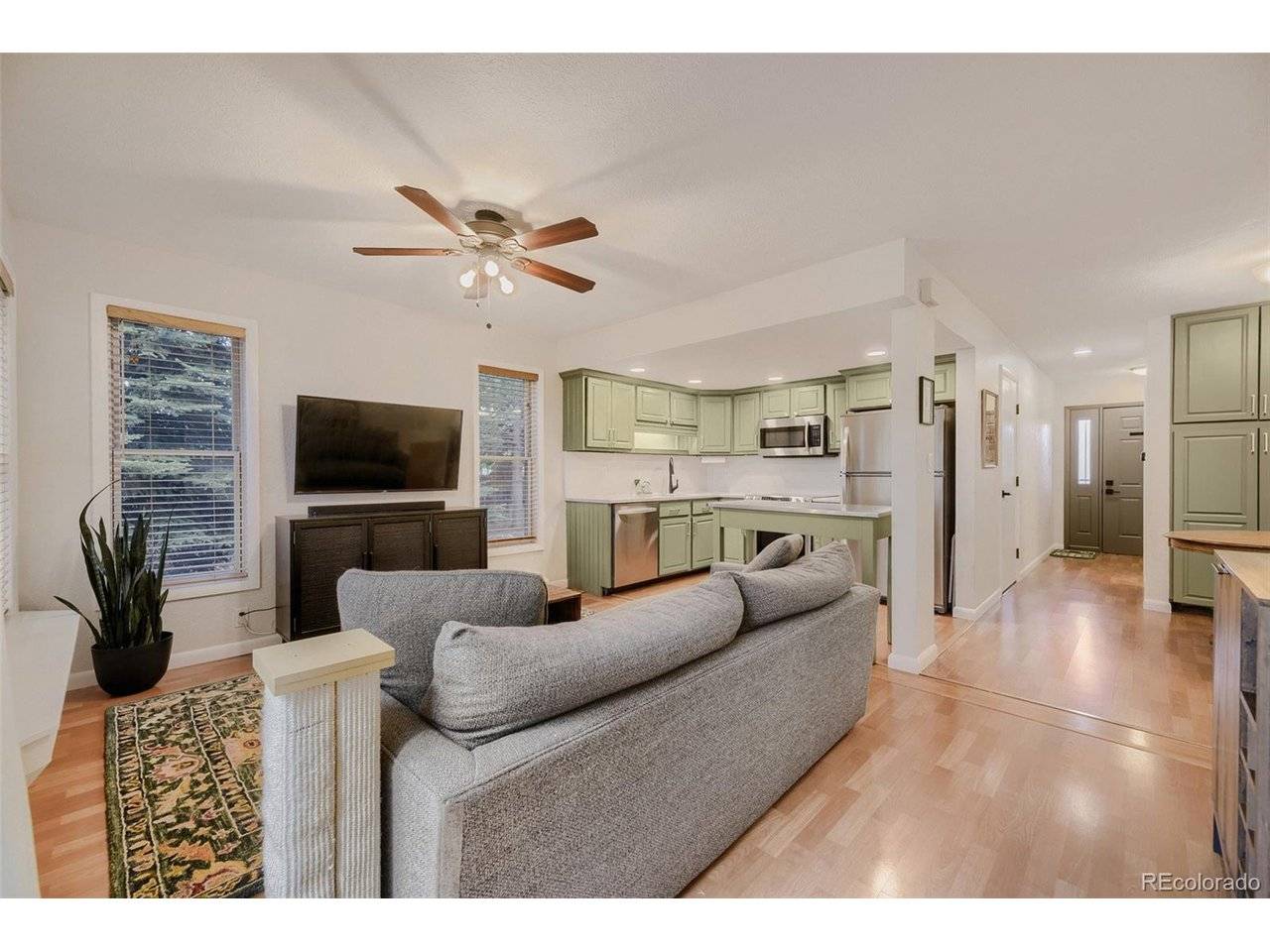 1909 S Kipling #A, Lakewood, CO 80227