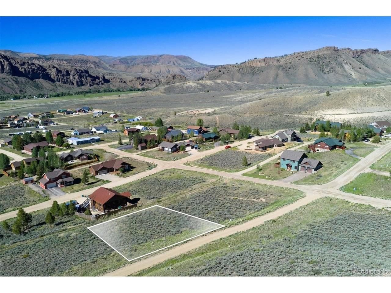 38 E Ridgeway, Hot Sulphur Springs, CO 80451