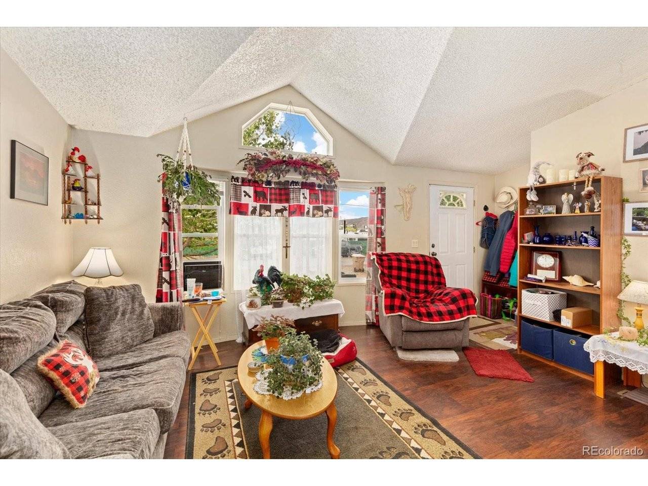 102 Palmer, Poncha Springs, CO 81242
