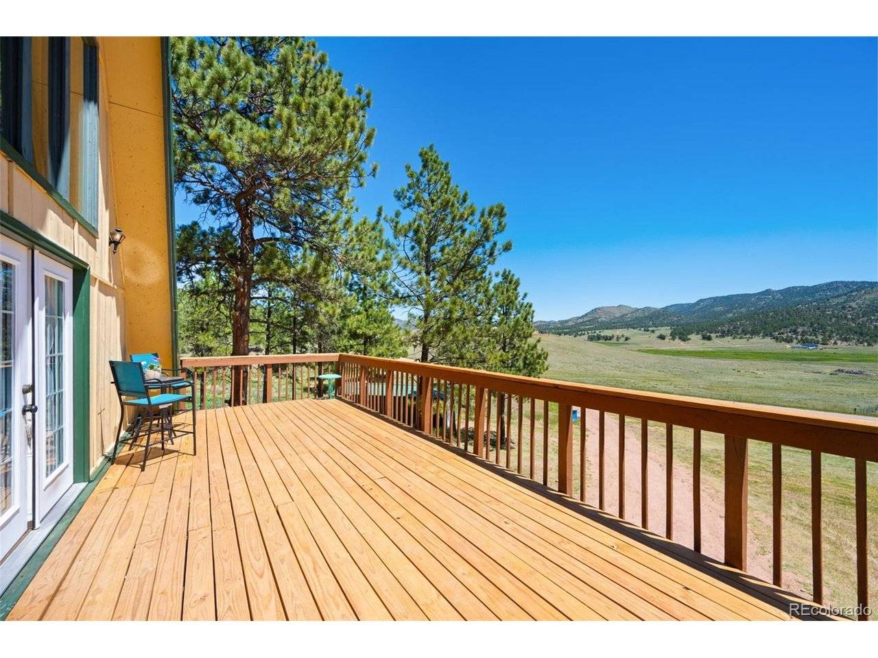 5463 High Park, Florissant, CO 80816