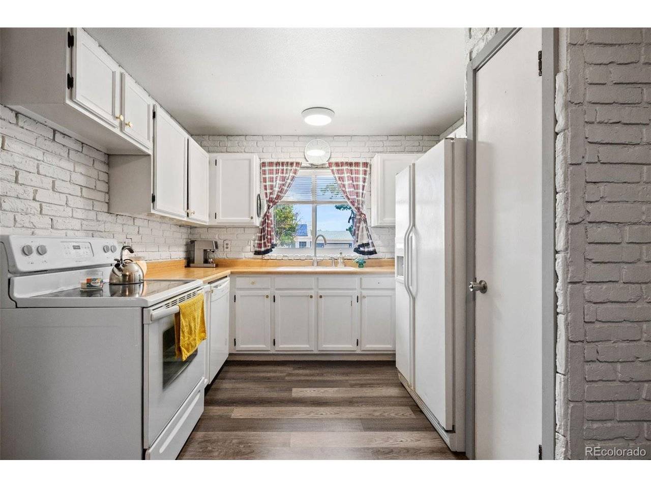 1927 Cathay, Aurora, CO 80011