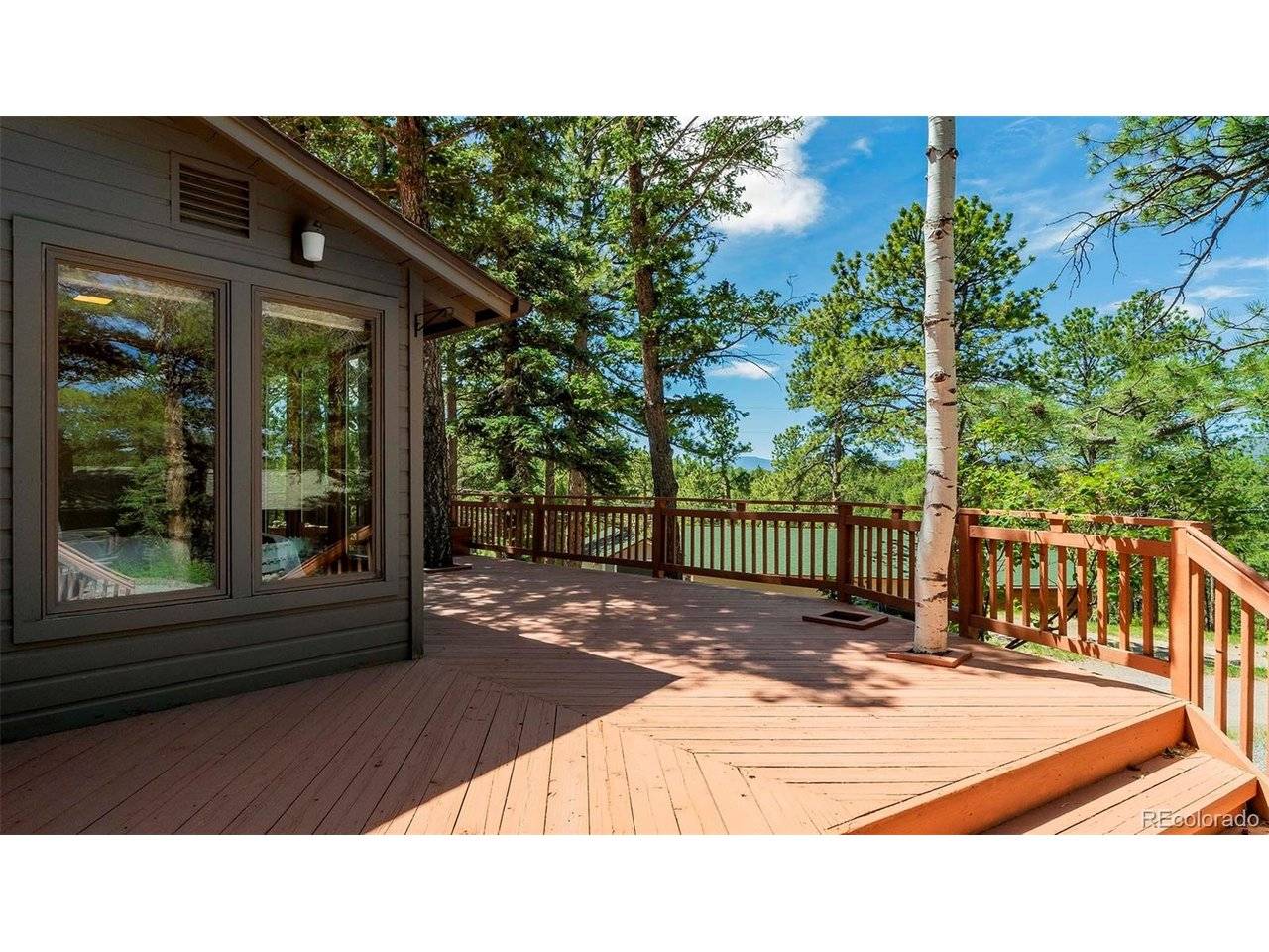 25997 Mountain View, Golden, CO 80401
