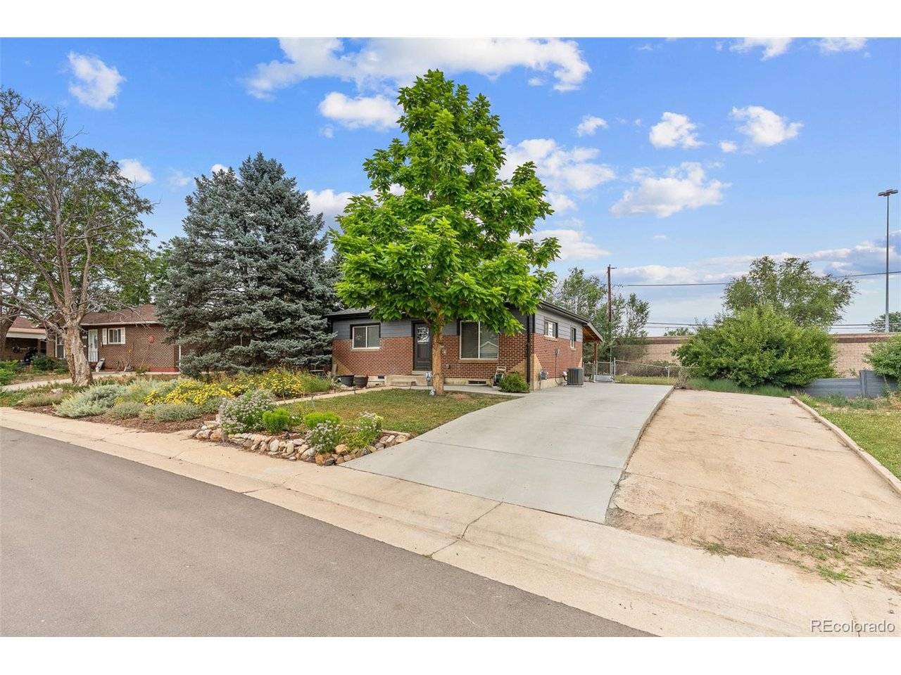 2041 Samuel, Denver, CO 80221