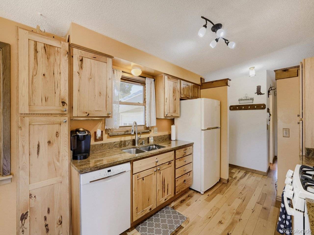 23445 Weisshorn, Indian Hills, CO 80454