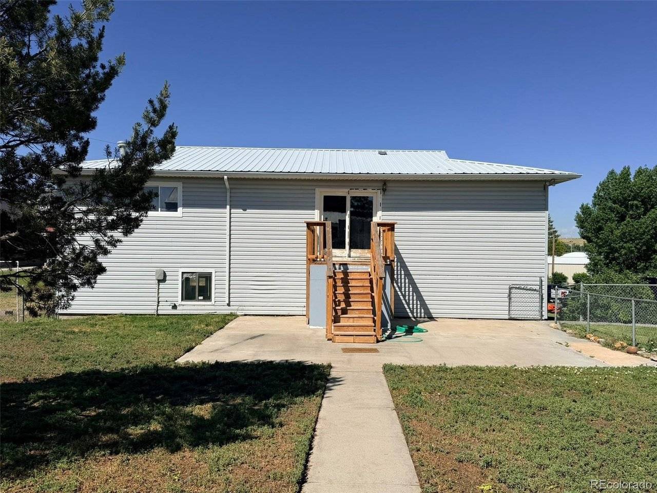 140 3rd, Deer Trail, CO 80105