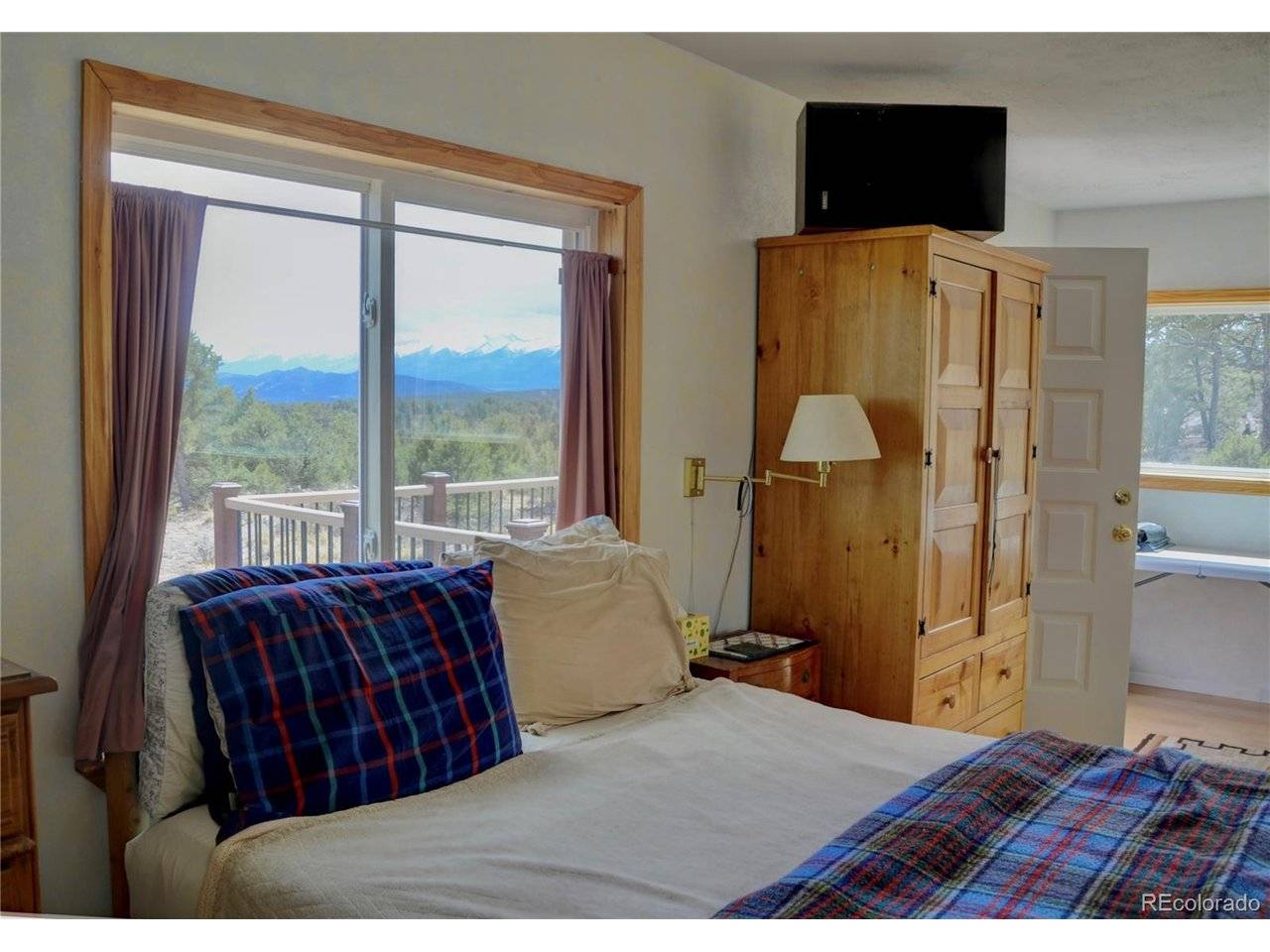 395 Fox Fire, Cotopaxi, CO 81223