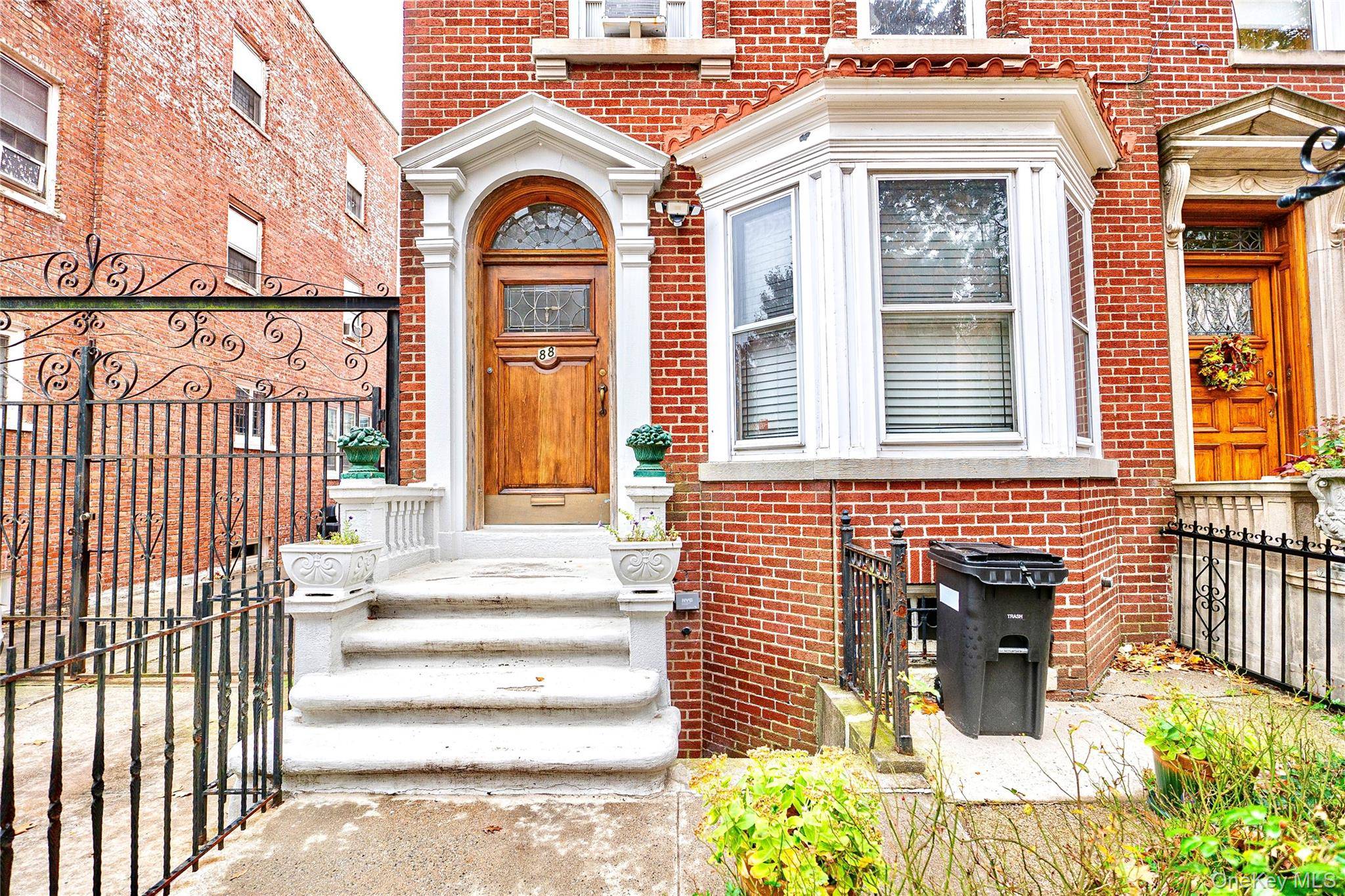 88 Midwood ST, Brooklyn, NY 11225