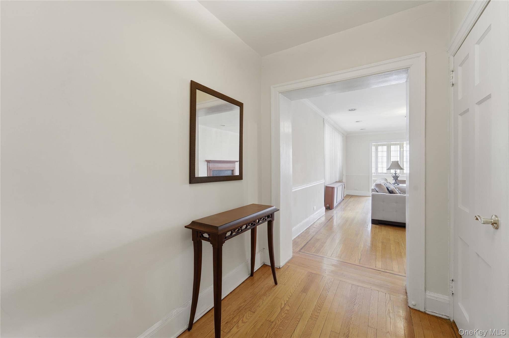 2 Park LN #4C, Mount Vernon, NY 10552