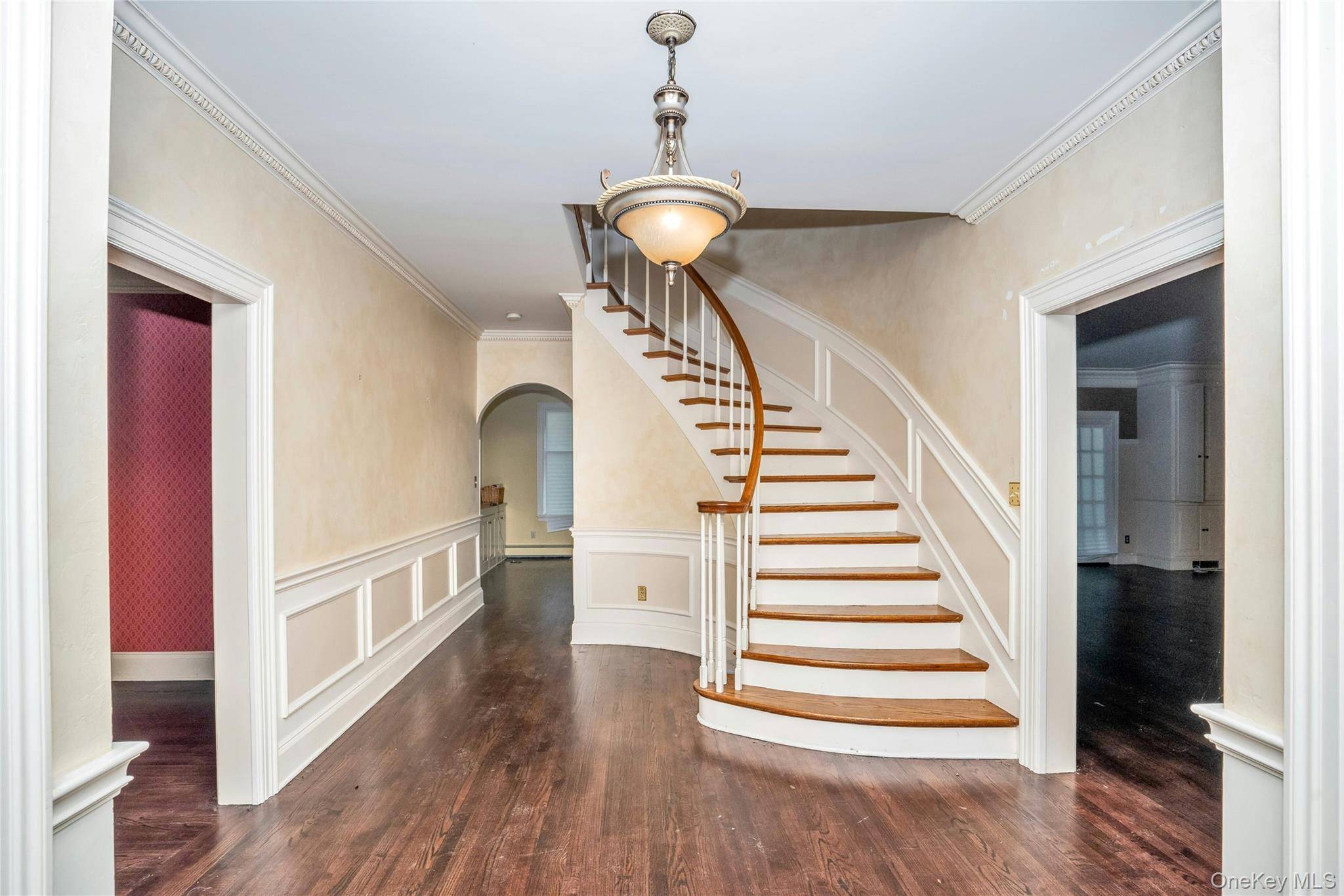 140 Cove Neck RD, Oyster Bay, NY 11771