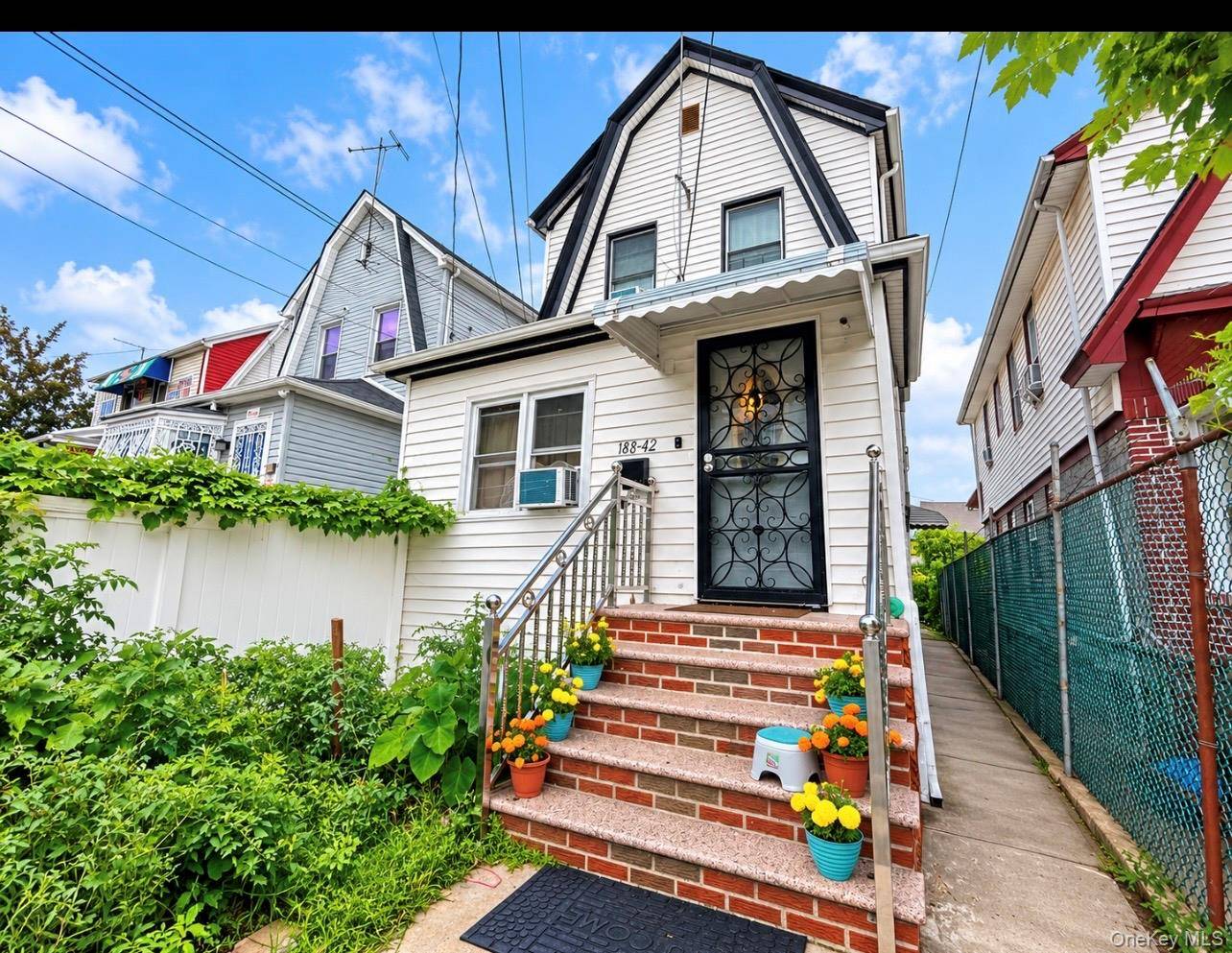 188-42 Woodhull AVE, Hollis, NY 11423