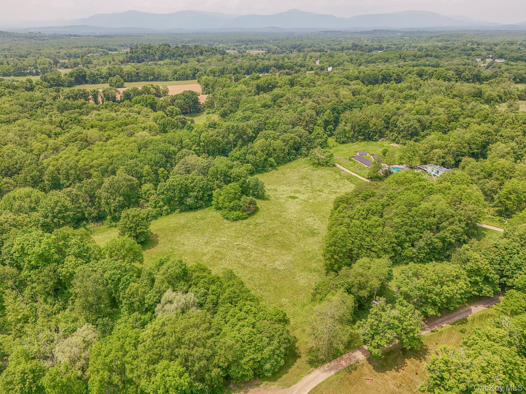 Address not disclosed, Tivoli, NY 12583