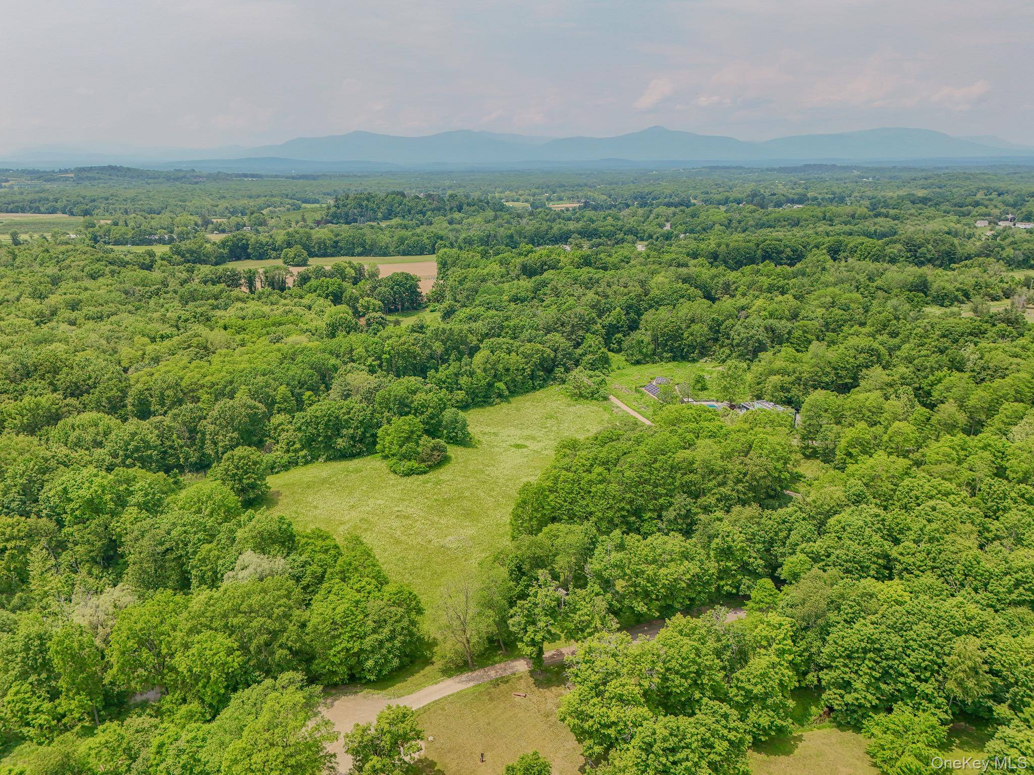 Address not disclosed, Tivoli, NY 12583