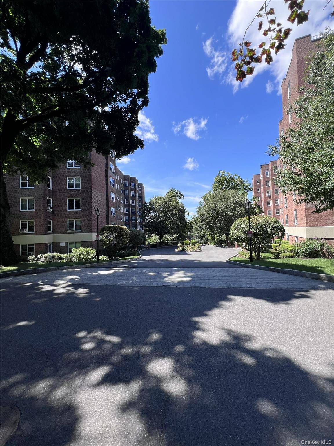 280 Collins AVE #2B, Fleetwood, NY 10552