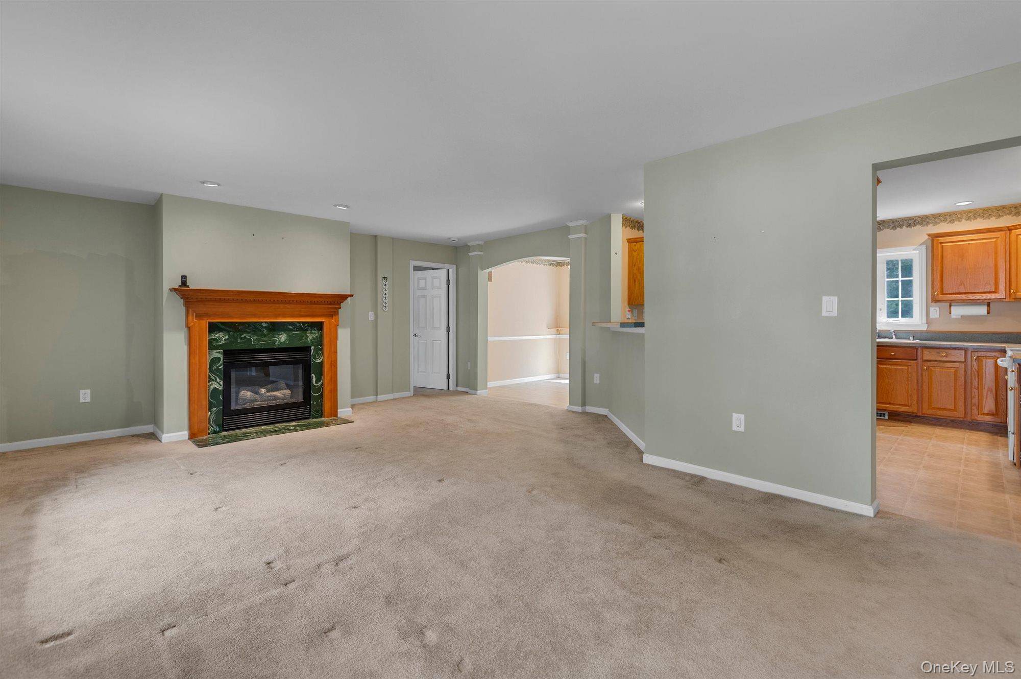 1407 Middle RD #265, Calverton, NY 11933