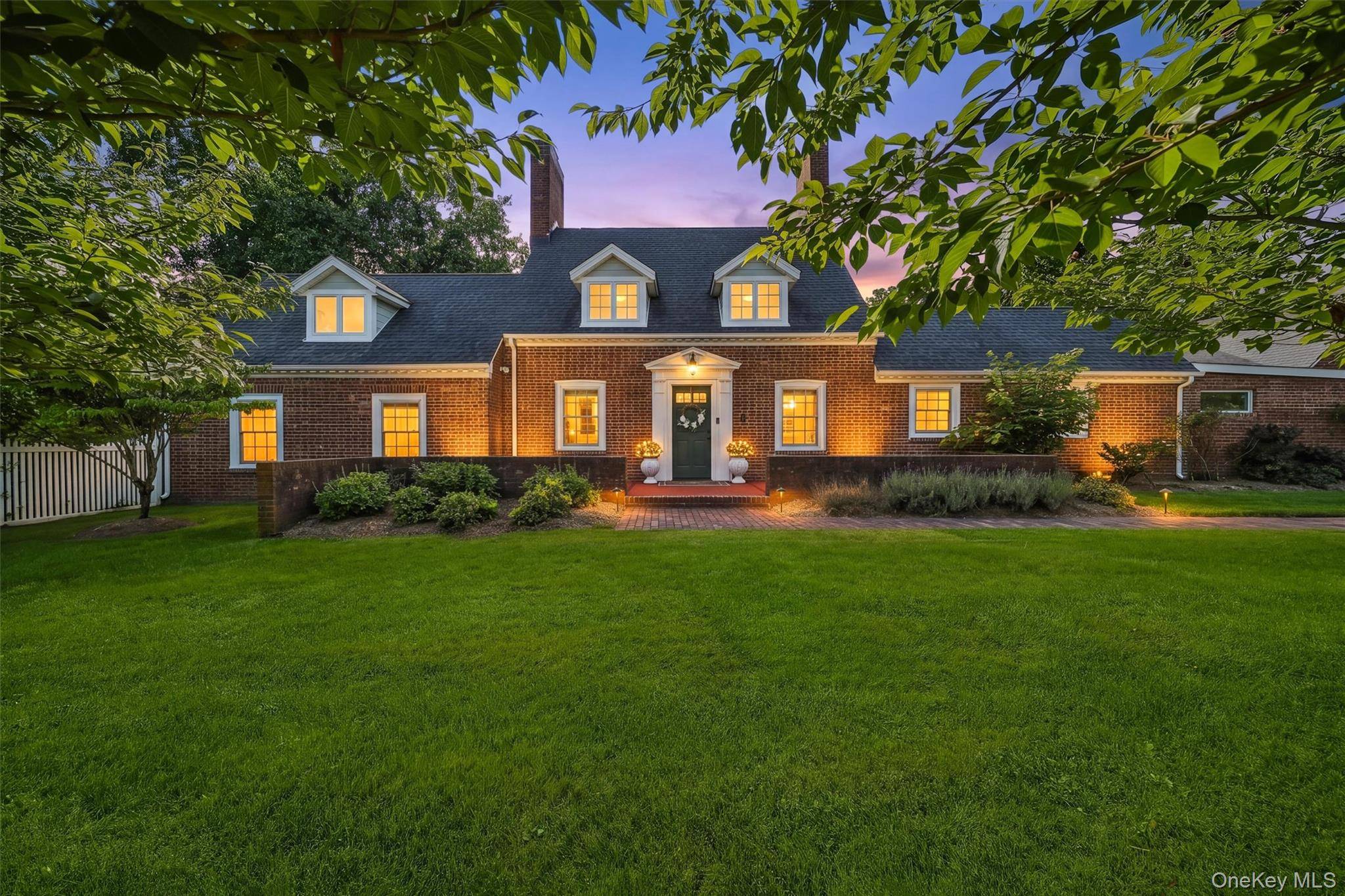 8 Rose Hill RD, Suffern, NY 10901