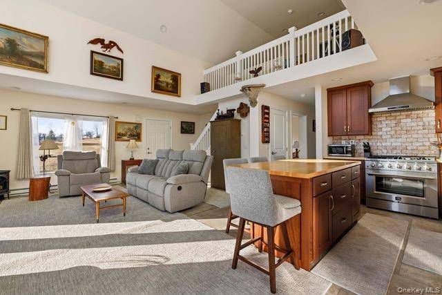 130 Hanley RD, Fleischmanns, NY 12430