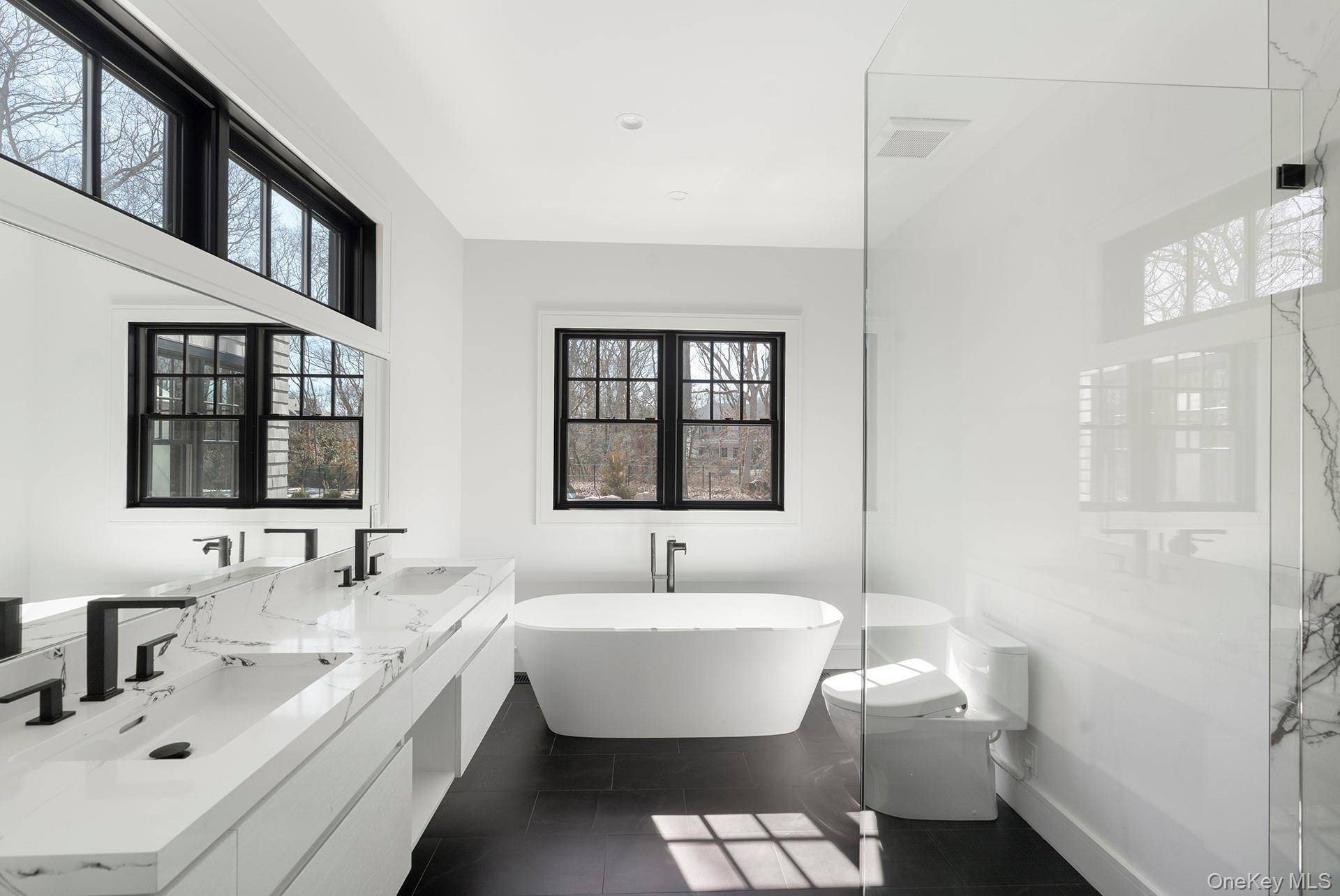 46 Towhee TRL, East Hampton, NY 11937