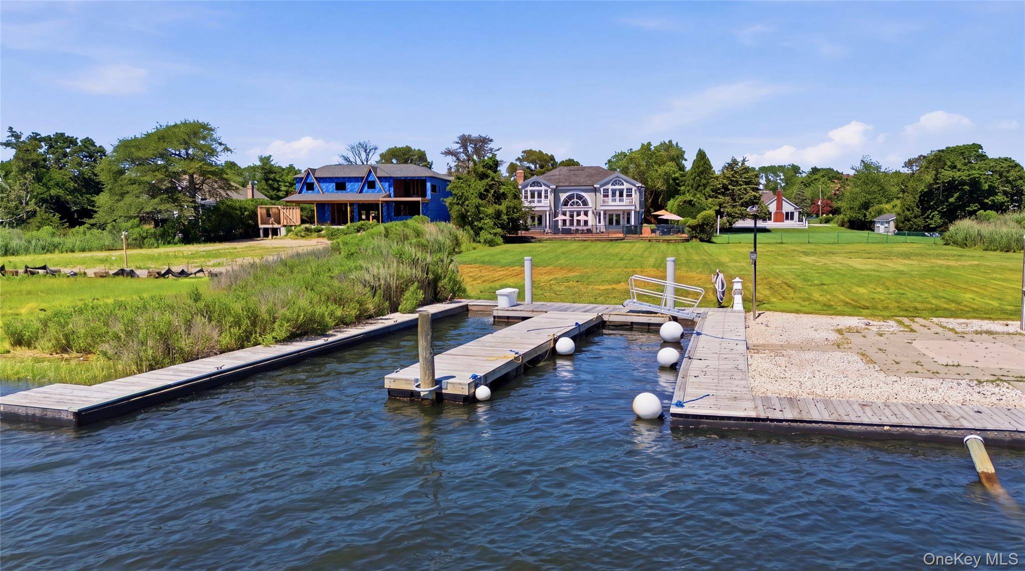 26 Sunset AVE, East Quogue, NY 11942