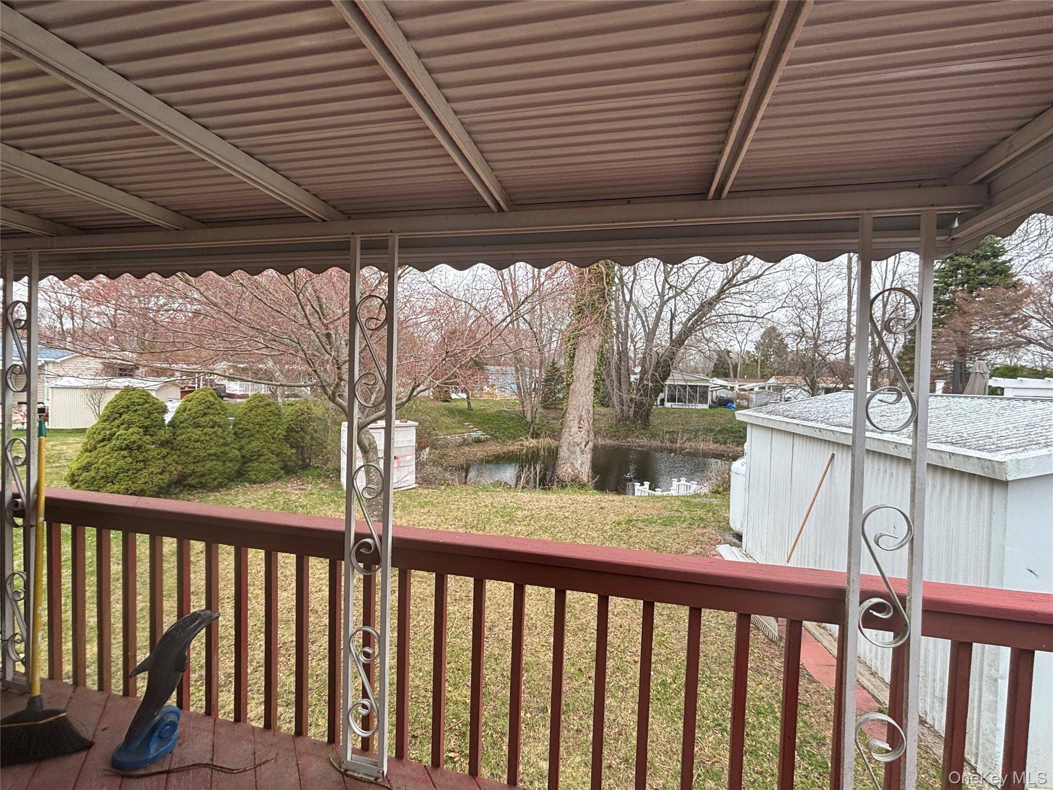 1661 Old Country RD #417, Riverhead, NY 11901