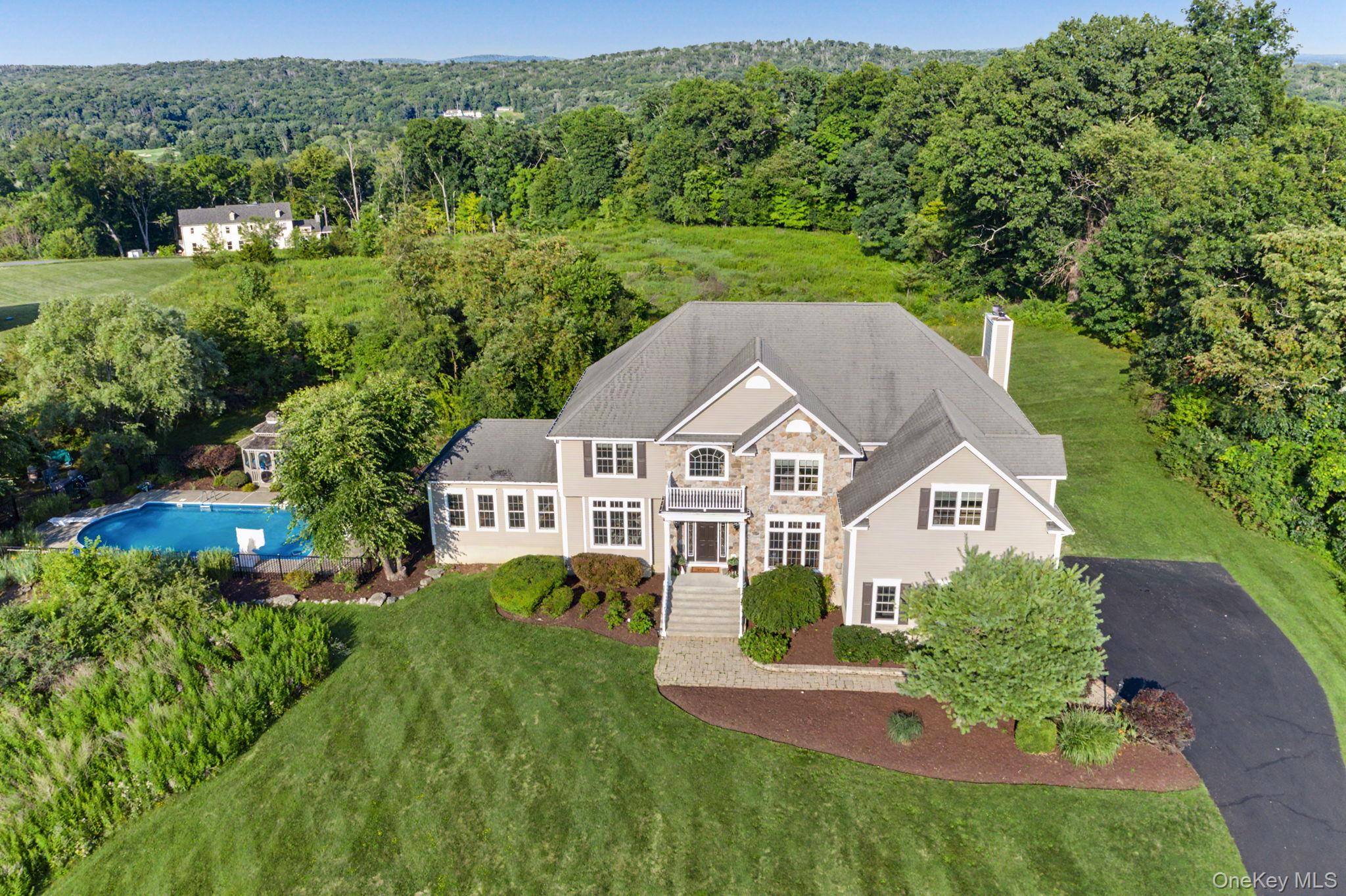 125 Frost Hill RD, Pleasant Valley, NY 12569