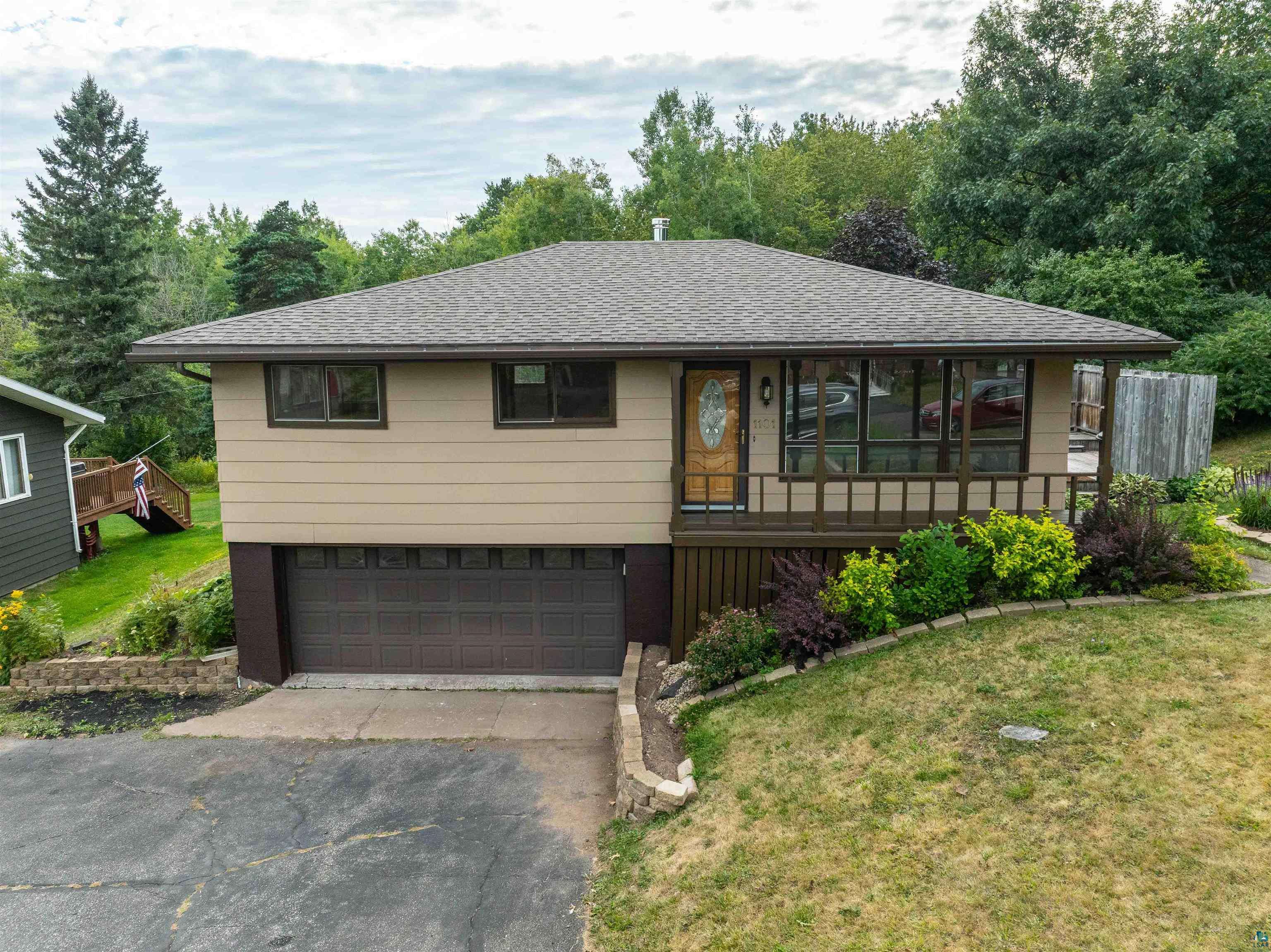 1101 Acacia Ave, Proctor, MN 55810