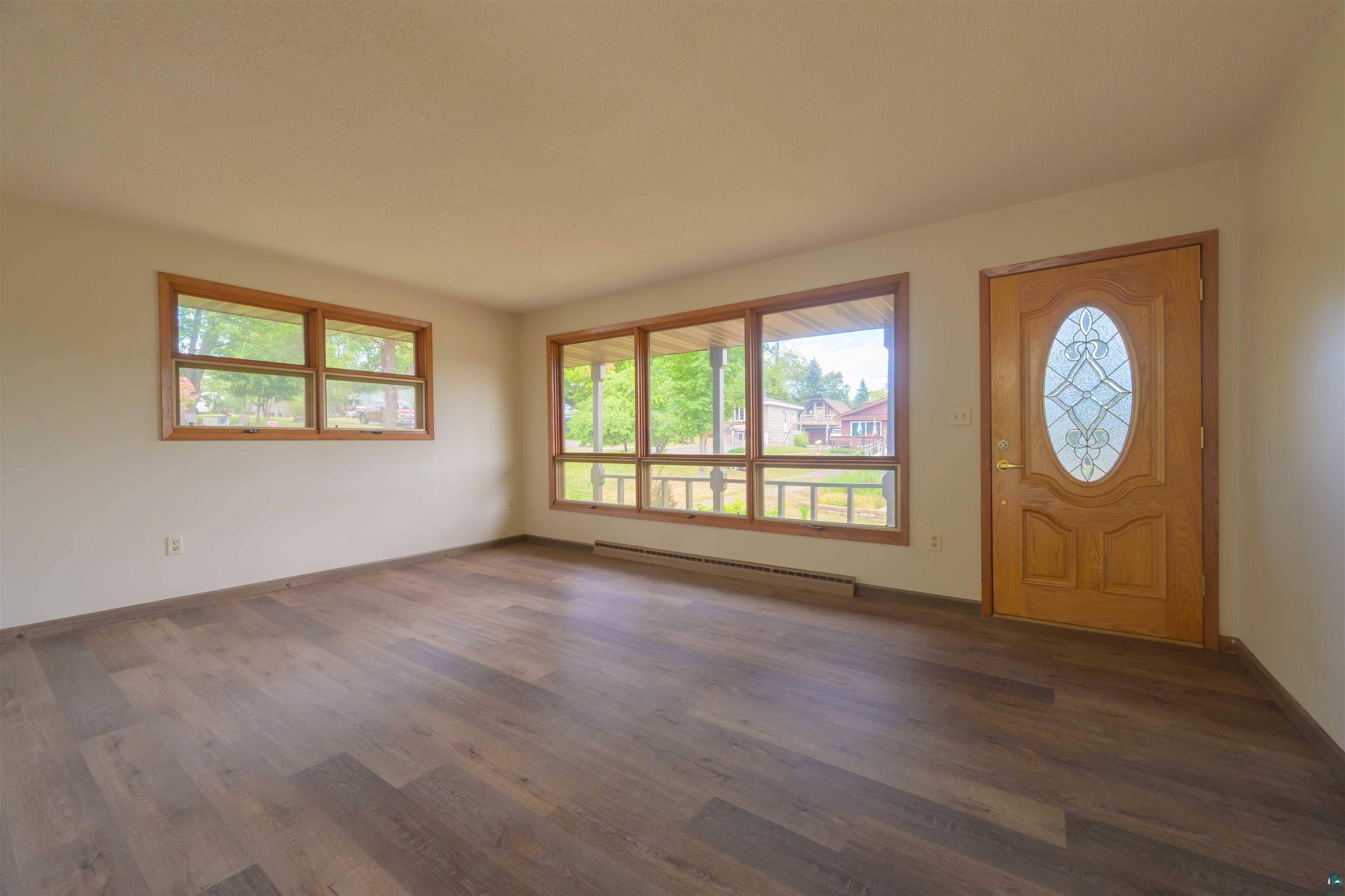 1101 Acacia Ave, Proctor, MN 55810