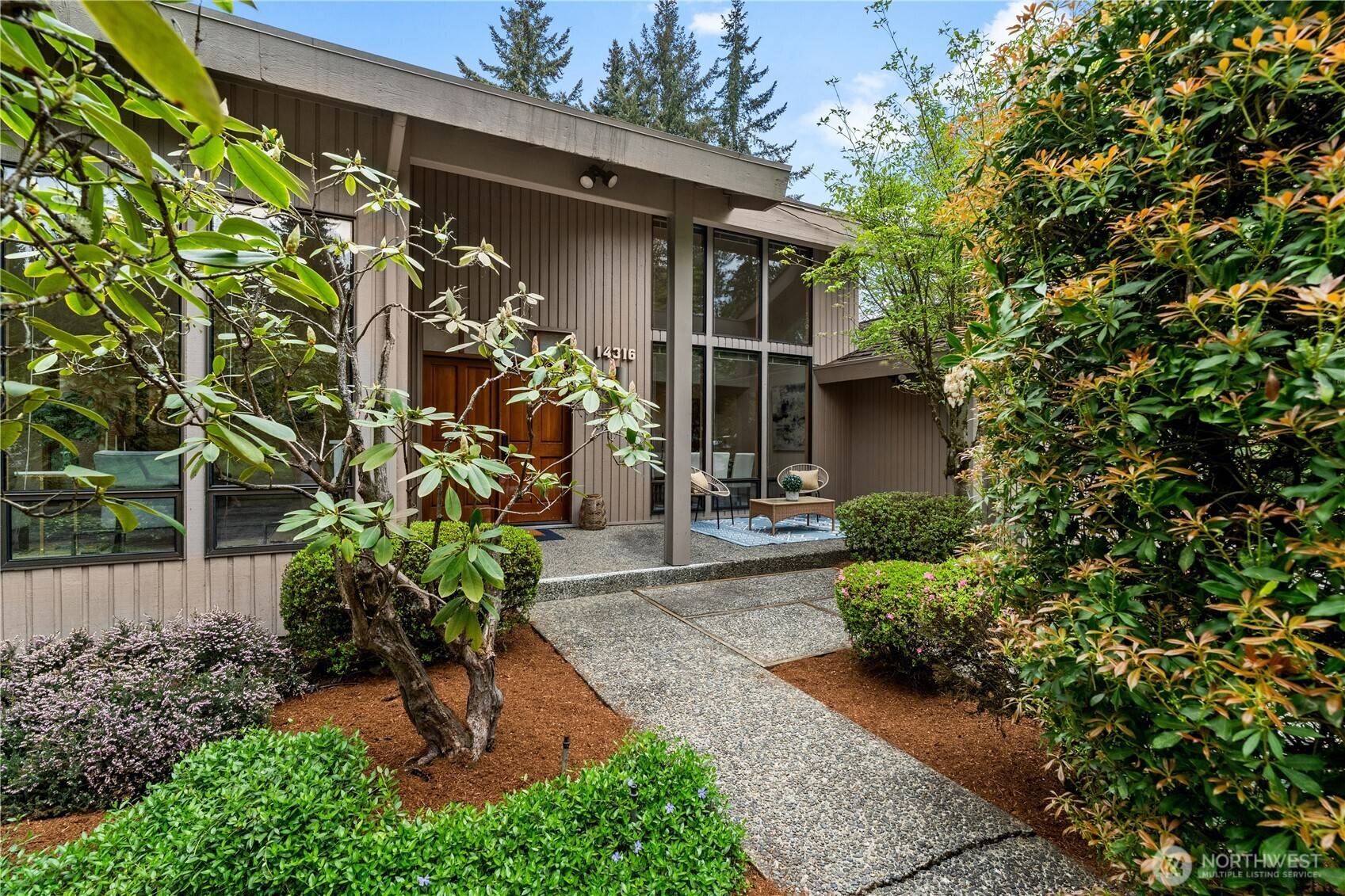 14316 NE 12th PL, Bellevue, WA 98007