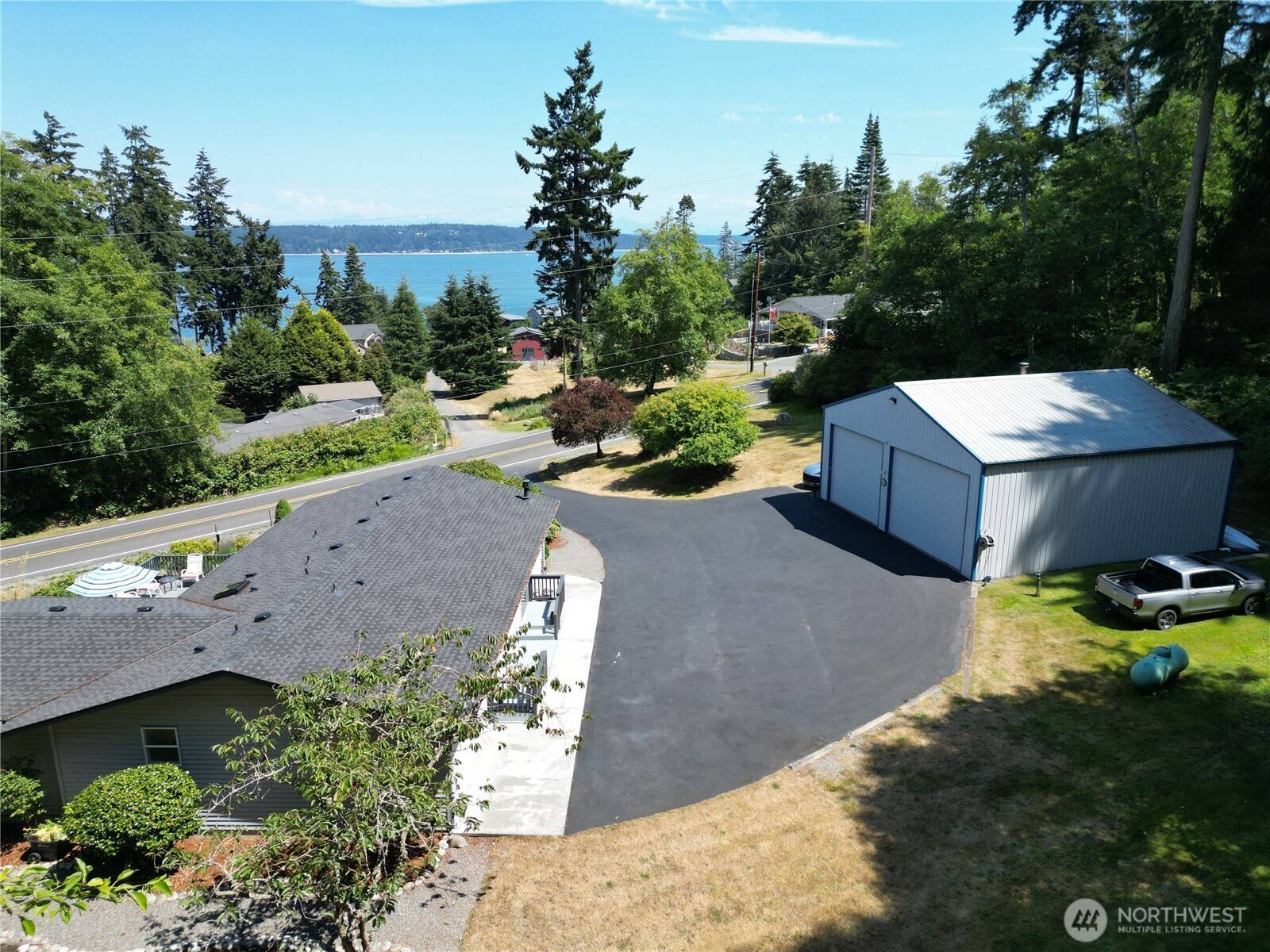 2196 N Bluff RD, Greenbank, WA 98253