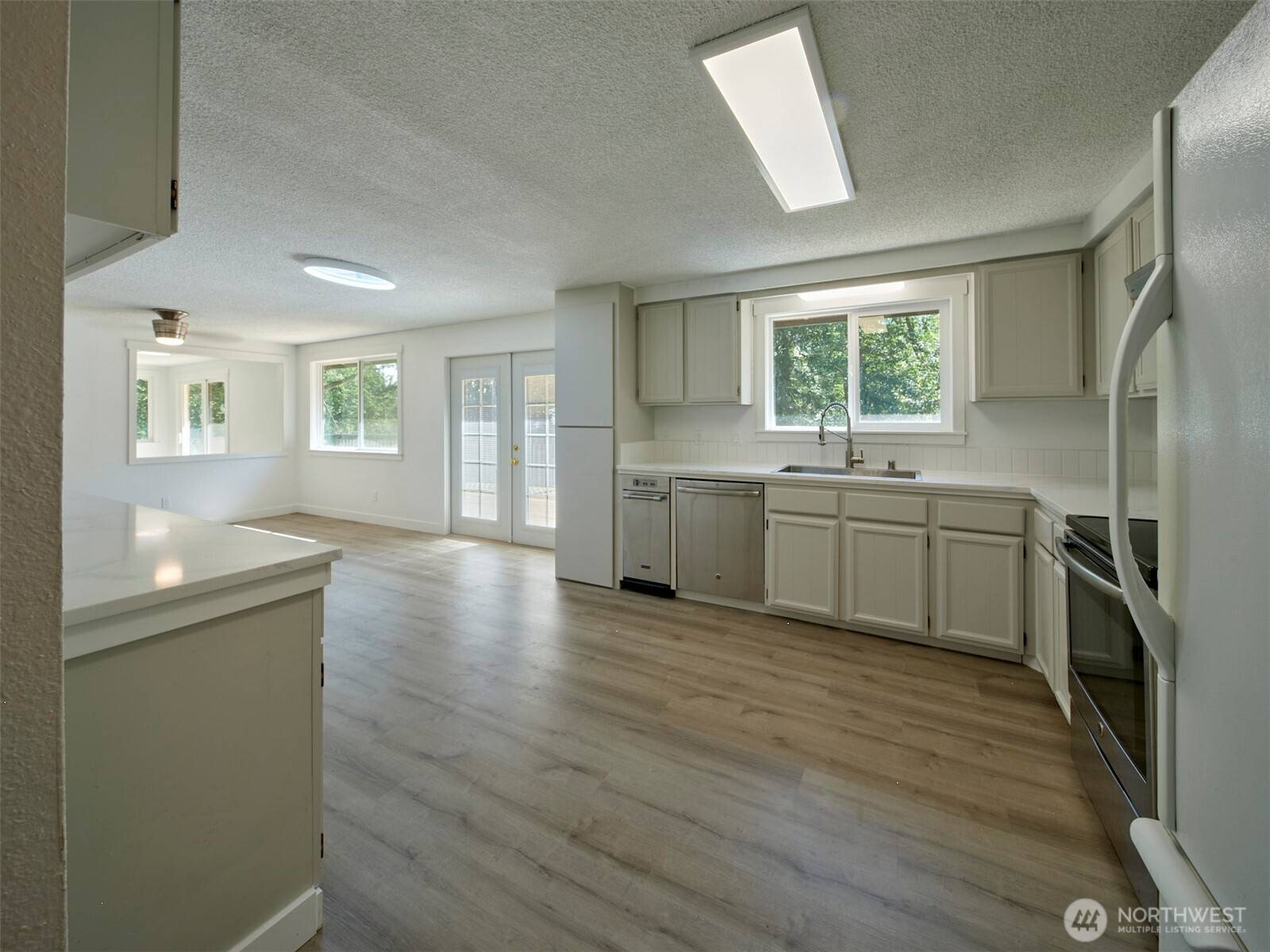 209 Sunset DR, Longview, WA 98632