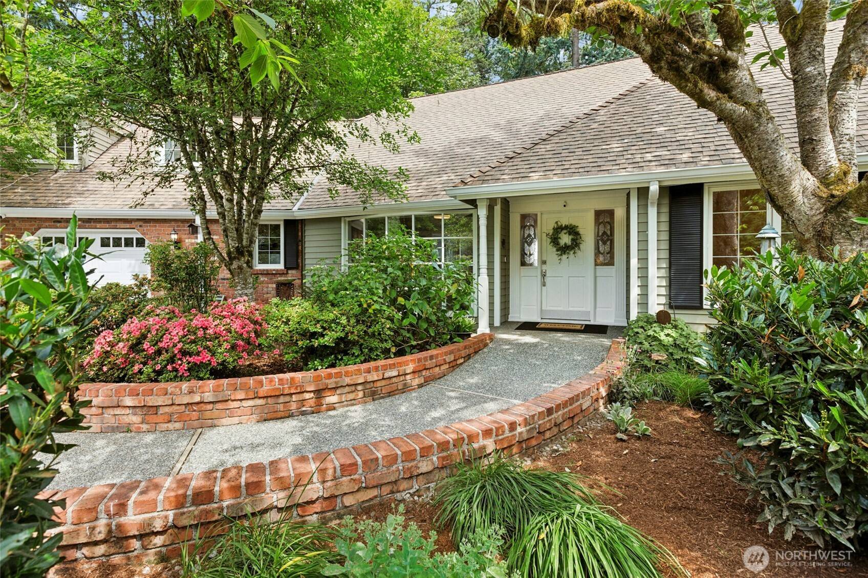 14330 172nd AVE NE, Redmond, WA 98052