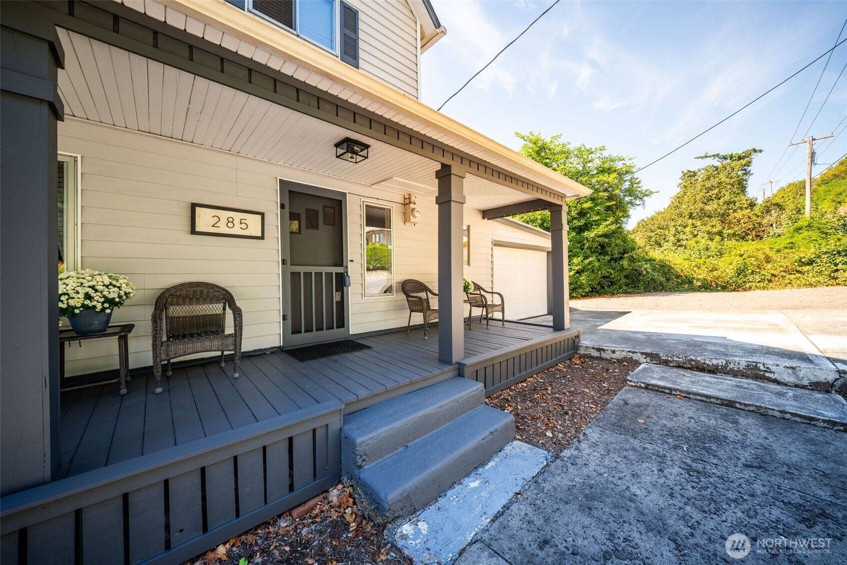 285 N 2nd ST, Kalama, WA 98625