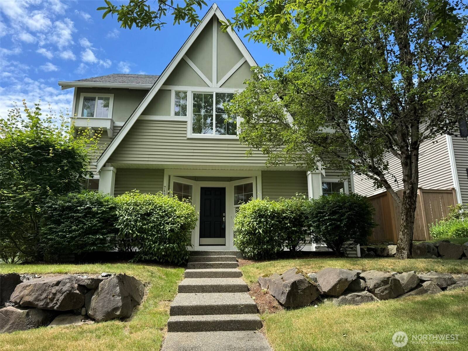 7431 Fairway AVE SE, Snoqualmie, WA 98065