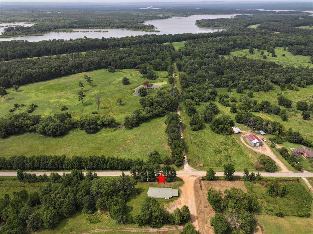 5565 Slim RD, Valliant, OK 74764
