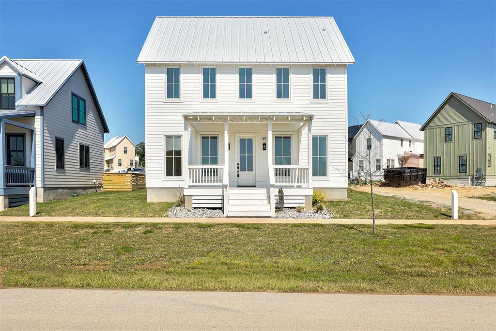 39 Lower Greenway, Carlton Landing, OK 74432