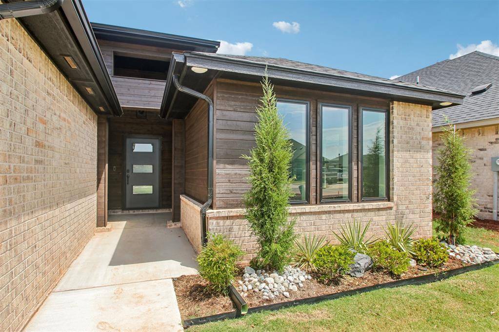 4817 Sand Lily LN, Edmond, OK 73034