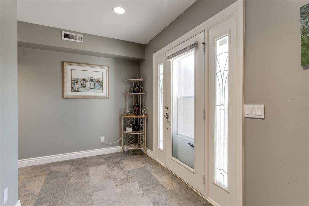 5100 Burr Oaks RD, Oklahoma City, OK 73105