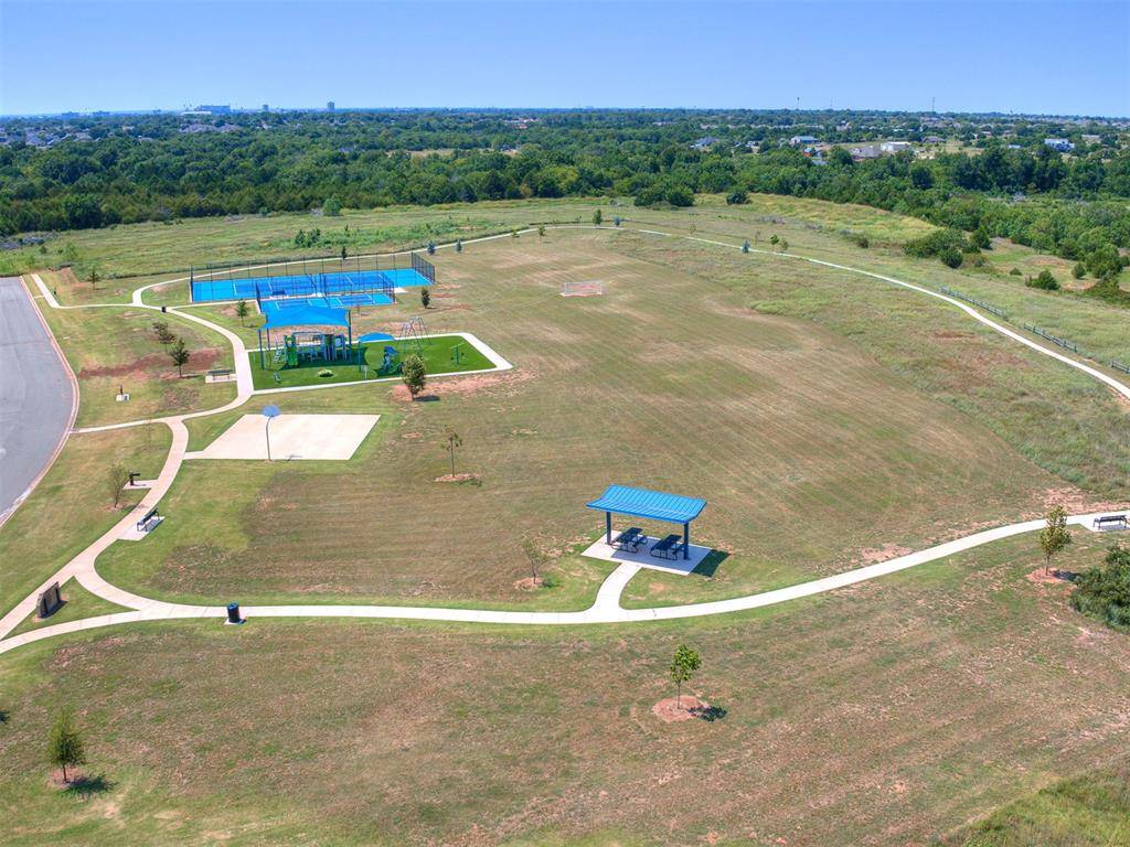 4003 Abingdon DR, Norman, OK 73026