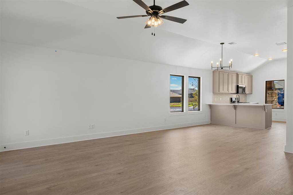 3905 Eureka DR, Norman, OK 73069