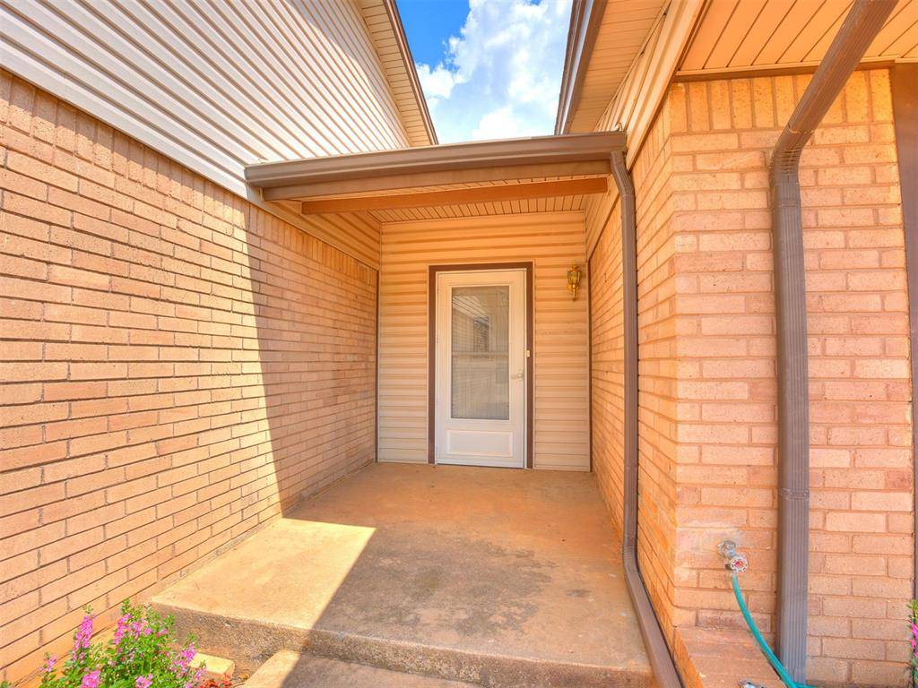 1501 Apollo RD, Edmond, OK 73003