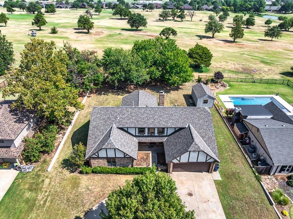 1804 Golf Course DR, El Reno, OK 73036