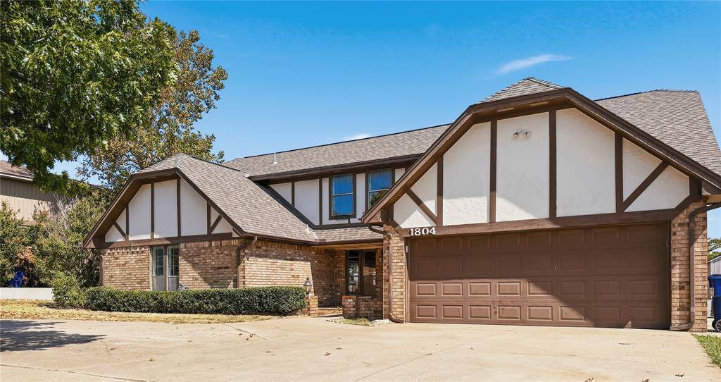 1804 Golf Course DR, El Reno, OK 73036