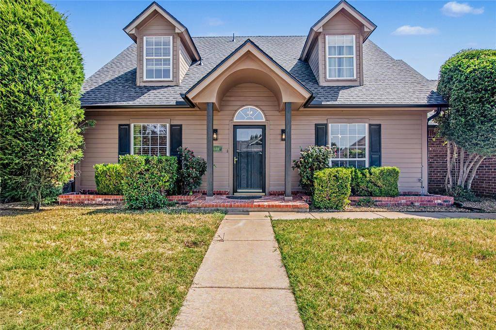 15604 Hyde Parke DR, Edmond, OK 73013