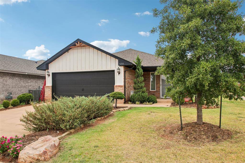 9201 SW 45th TER, Oklahoma City, OK 73179