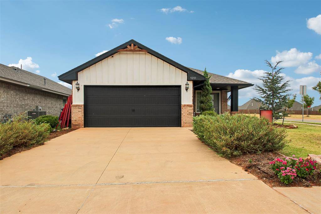 9201 SW 45th TER, Oklahoma City, OK 73179