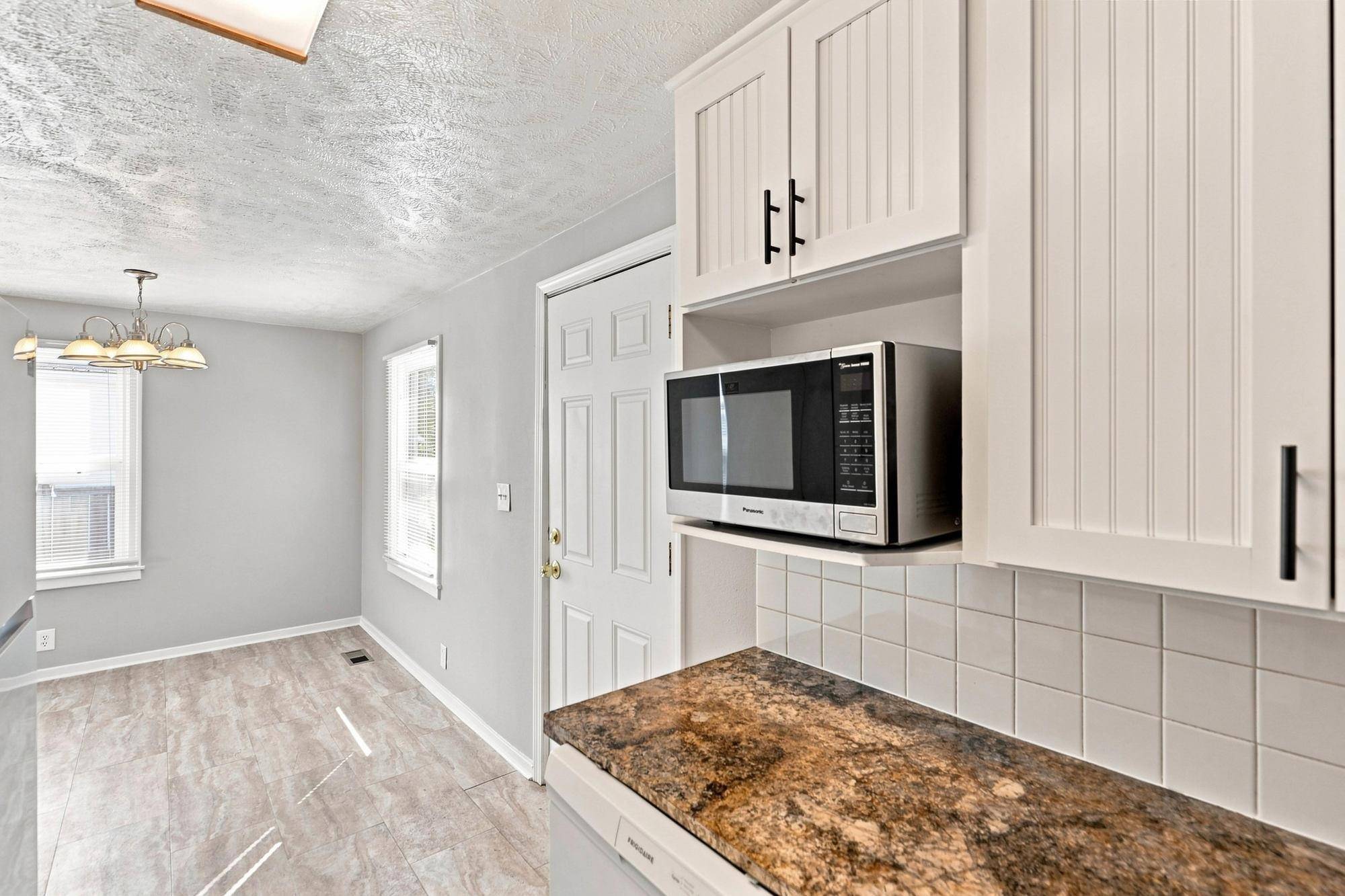 2317 W Sanson Ave, Spokane, WA 99205