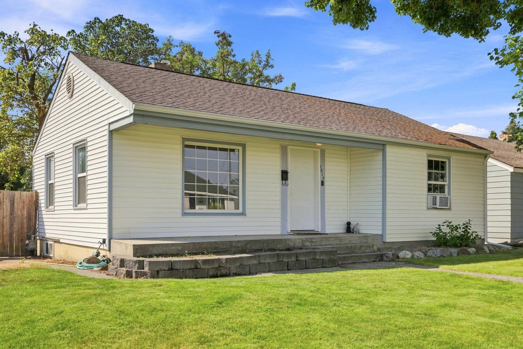 2317 W Sanson Ave, Spokane, WA 99205