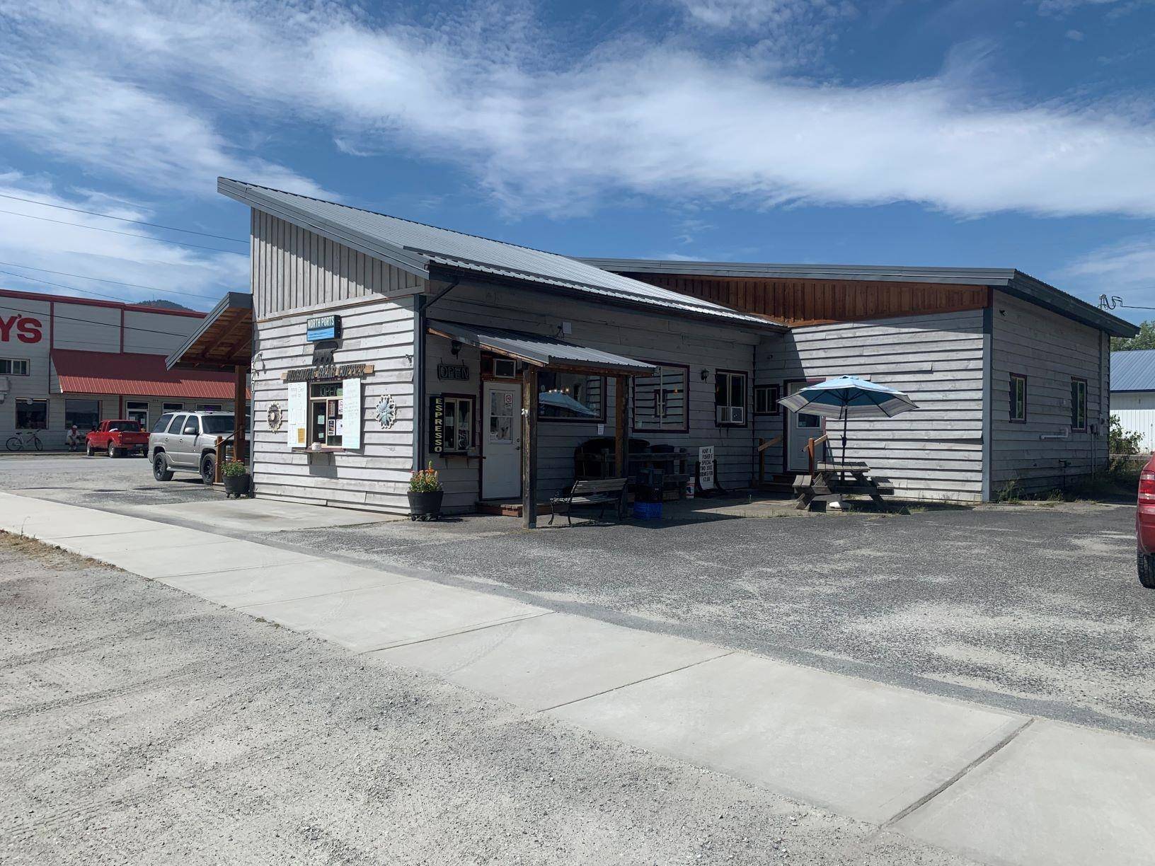 320 Center Ave, Northport, WA 99153