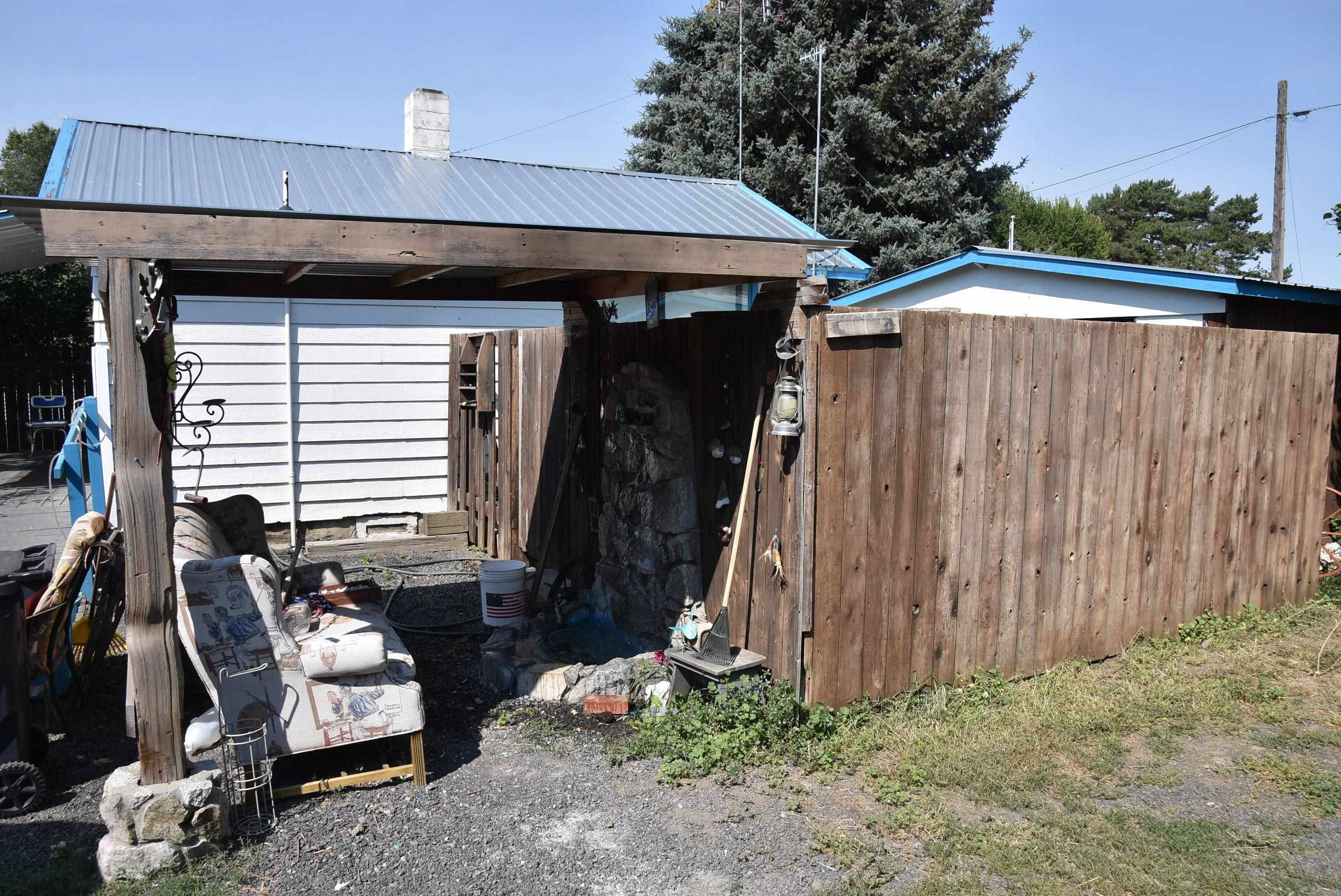434 NE North Ave, Wilbur, WA 99158